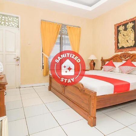 Oyo 3134 Puri Tamu Hotel Jimbaran Екстериор снимка