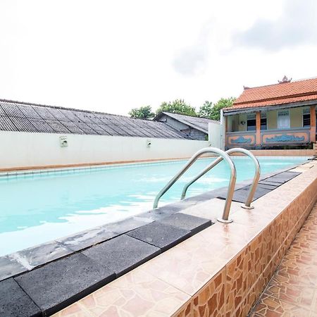 Oyo 3134 Puri Tamu Hotel Jimbaran Екстериор снимка