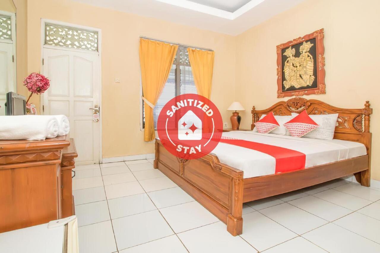 Oyo 3134 Puri Tamu Hotel Jimbaran Екстериор снимка