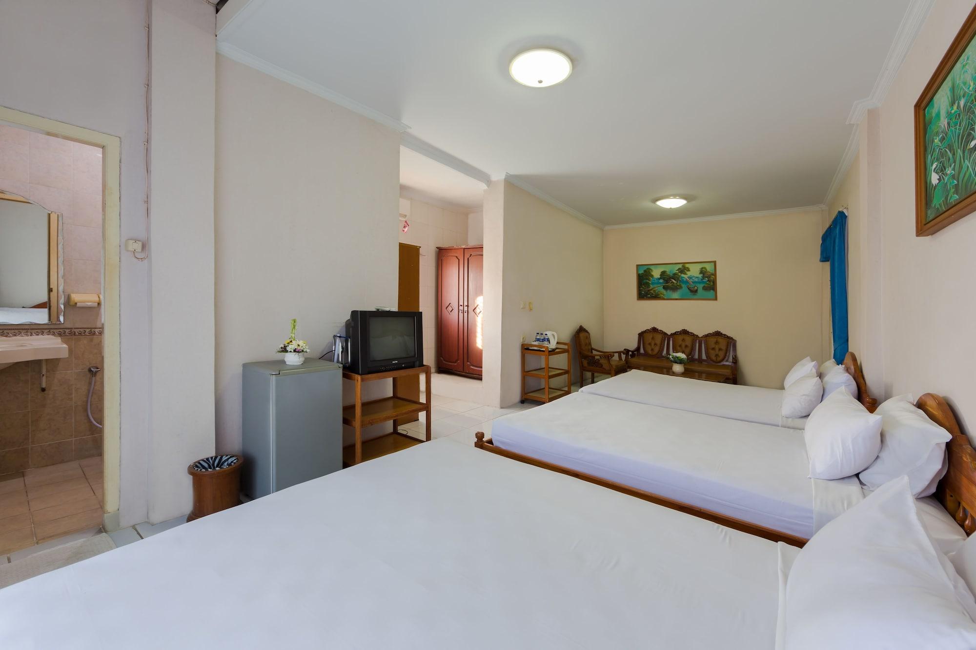 Oyo 3134 Puri Tamu Hotel Jimbaran Екстериор снимка