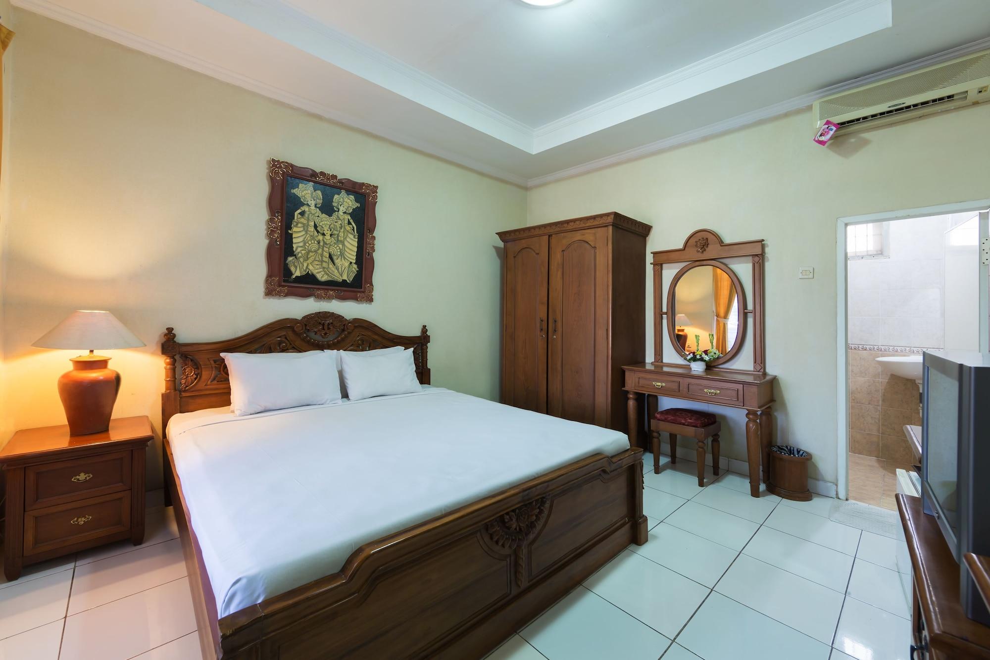 Oyo 3134 Puri Tamu Hotel Jimbaran Екстериор снимка