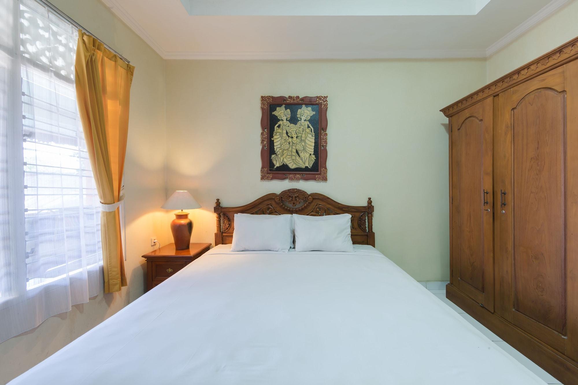 Oyo 3134 Puri Tamu Hotel Jimbaran Екстериор снимка