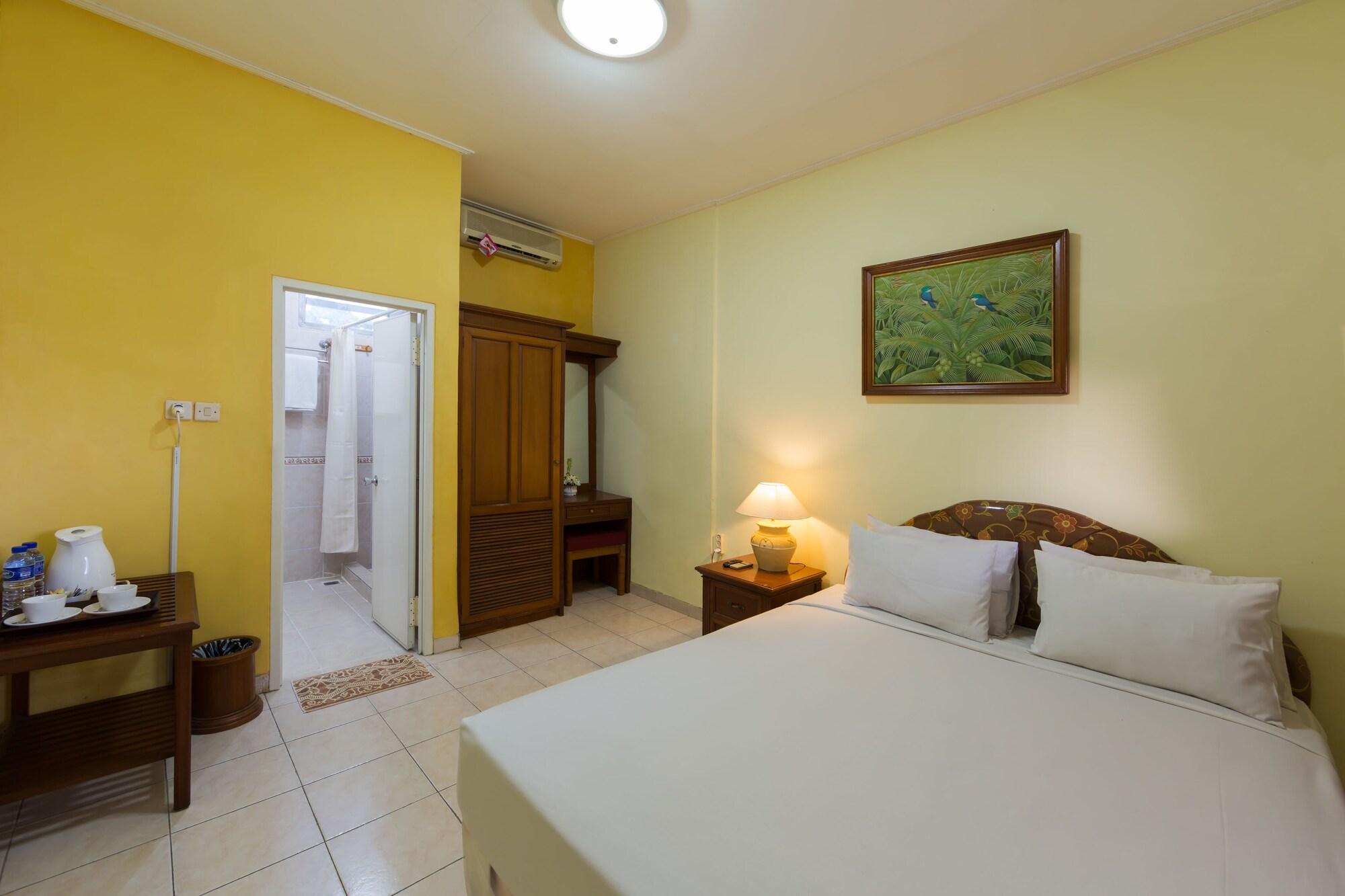 Oyo 3134 Puri Tamu Hotel Jimbaran Екстериор снимка