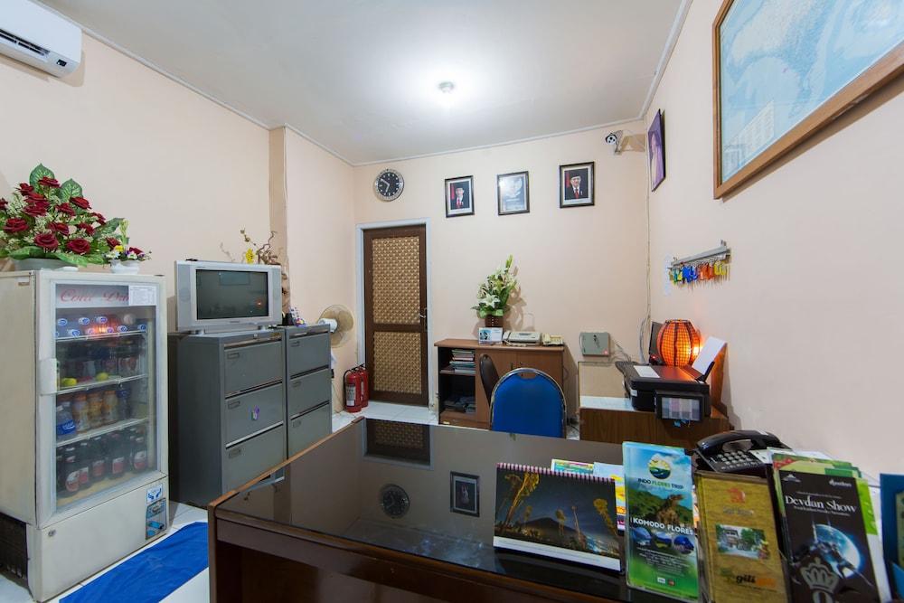 Oyo 3134 Puri Tamu Hotel Jimbaran Екстериор снимка