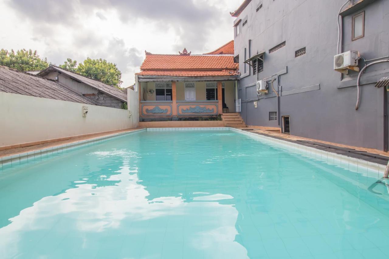 Oyo 3134 Puri Tamu Hotel Jimbaran Екстериор снимка