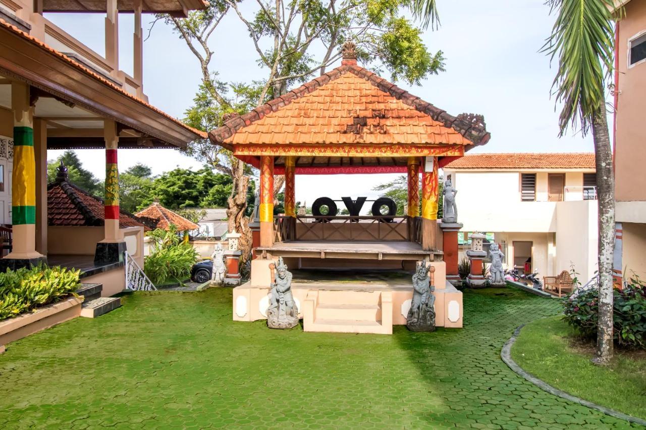 Oyo 3134 Puri Tamu Hotel Jimbaran Екстериор снимка