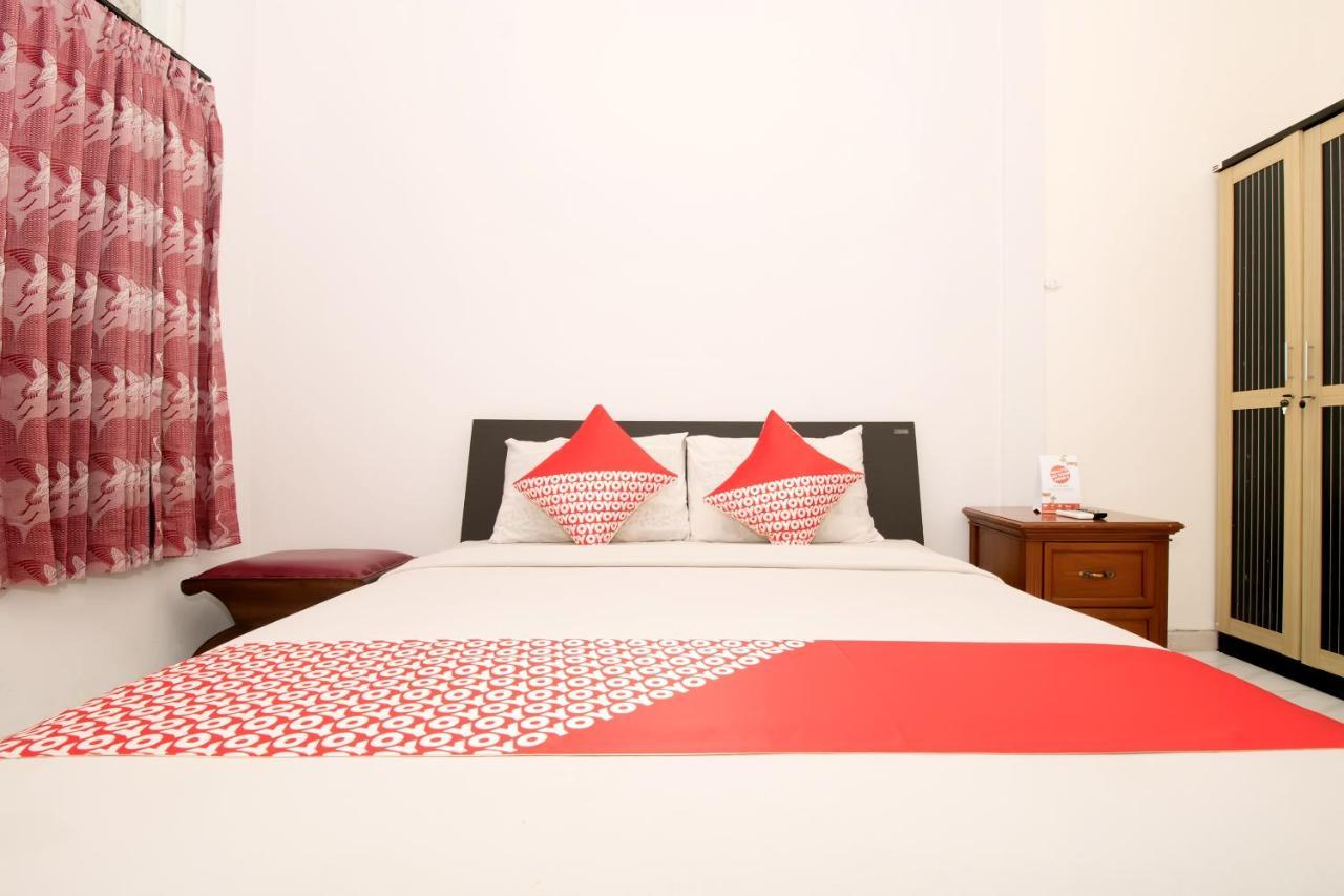 Oyo 3134 Puri Tamu Hotel Jimbaran Екстериор снимка