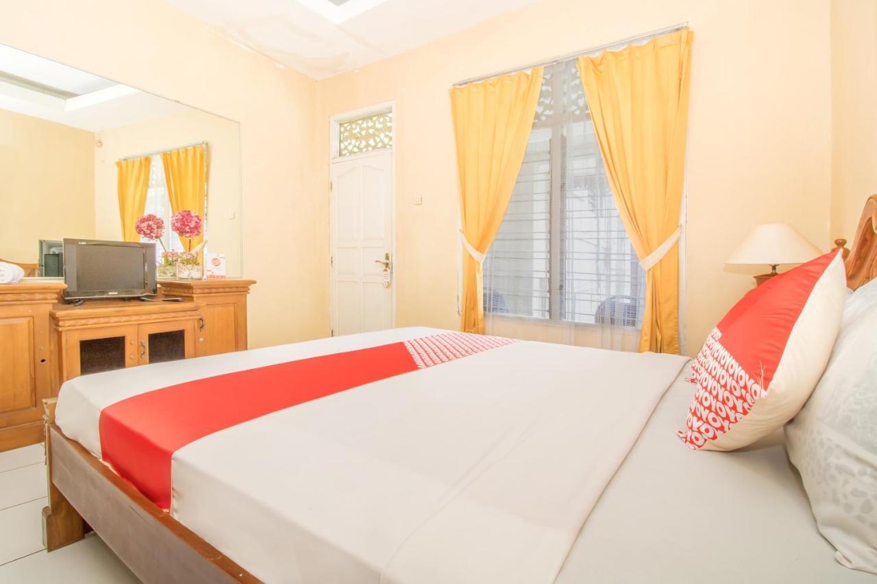 Oyo 3134 Puri Tamu Hotel Jimbaran Екстериор снимка